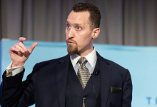 翻车?特朗普新提名局长遭炮轰:错误最多、完全不合格、不懂经济学-程序员中文网