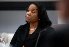 库克正式起诉特朗普 鲍威尔和美联储理事会成共同被告-程序员中文网