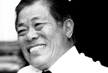 又一位千亿级首富大佬,走了-程序员中文网