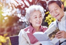 10万香港老人开始北上养老:“北上养老潮”背后藏着多大市场?-程序员中文网