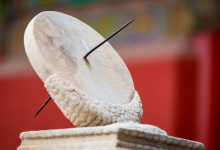 美国为何盯上北京时间，并多次网络攻击！专家：苹果手机成帮凶-程序员中文网